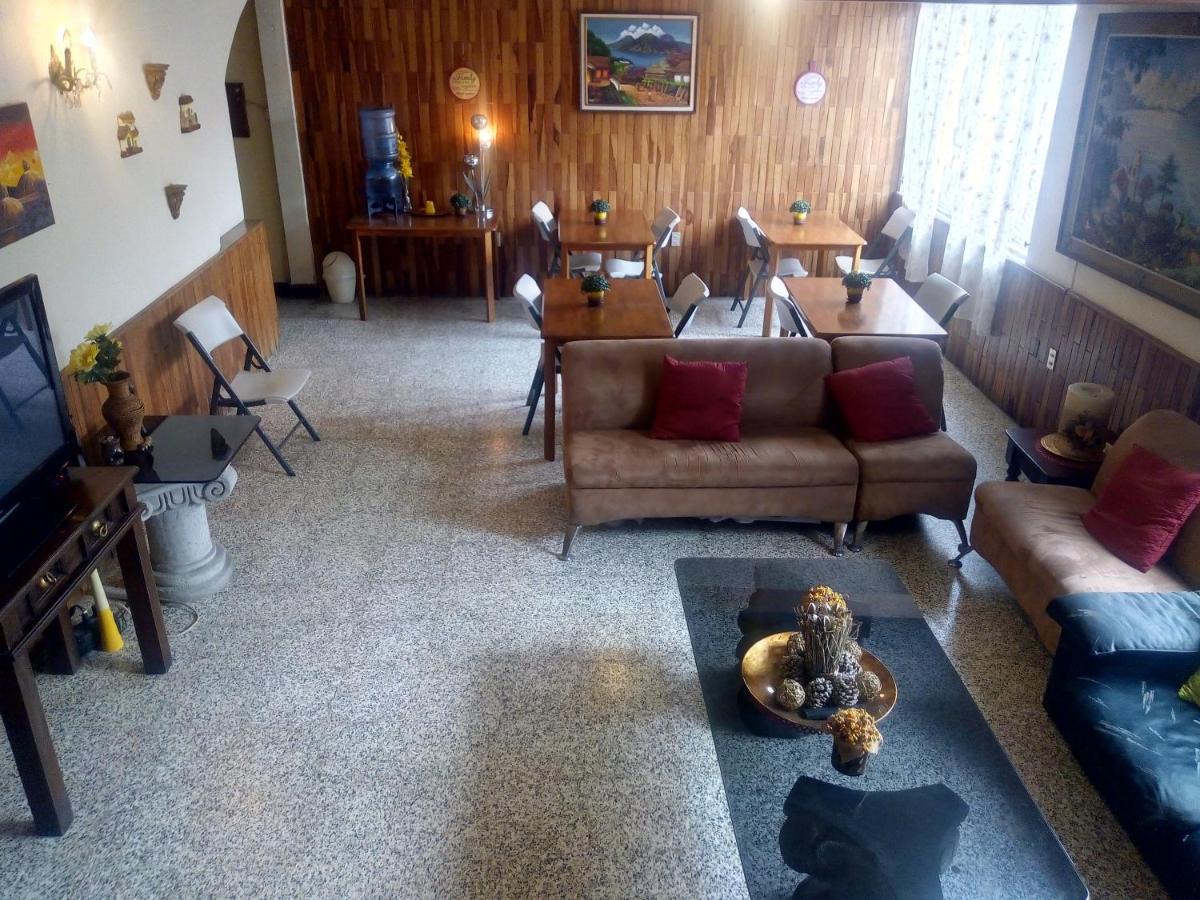 גואטמלה Hostal Los Volcanes מראה חיצוני תמונה