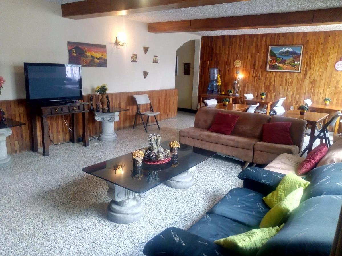 גואטמלה Hostal Los Volcanes מראה חיצוני תמונה