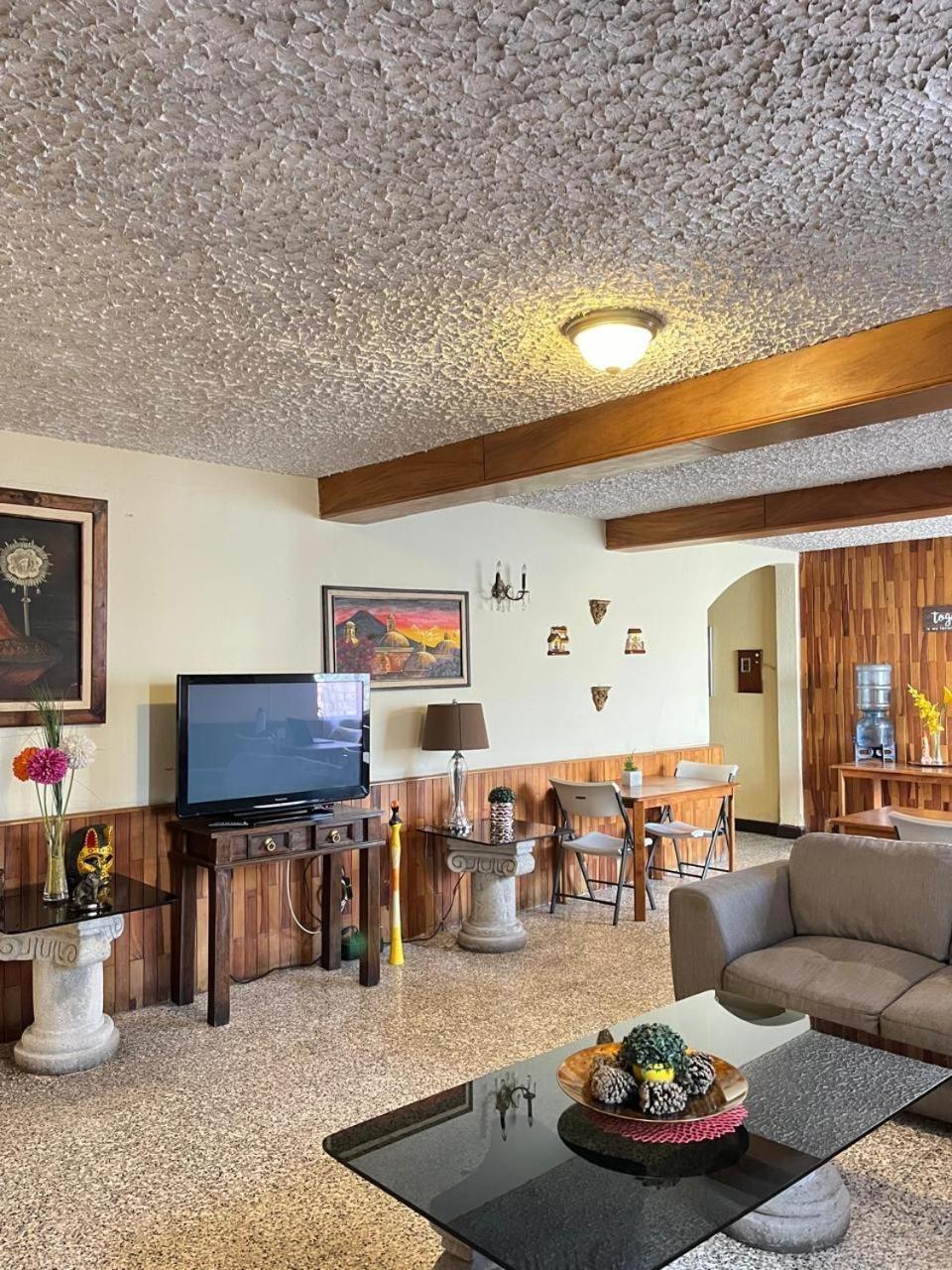 גואטמלה Hostal Los Volcanes מראה חיצוני תמונה