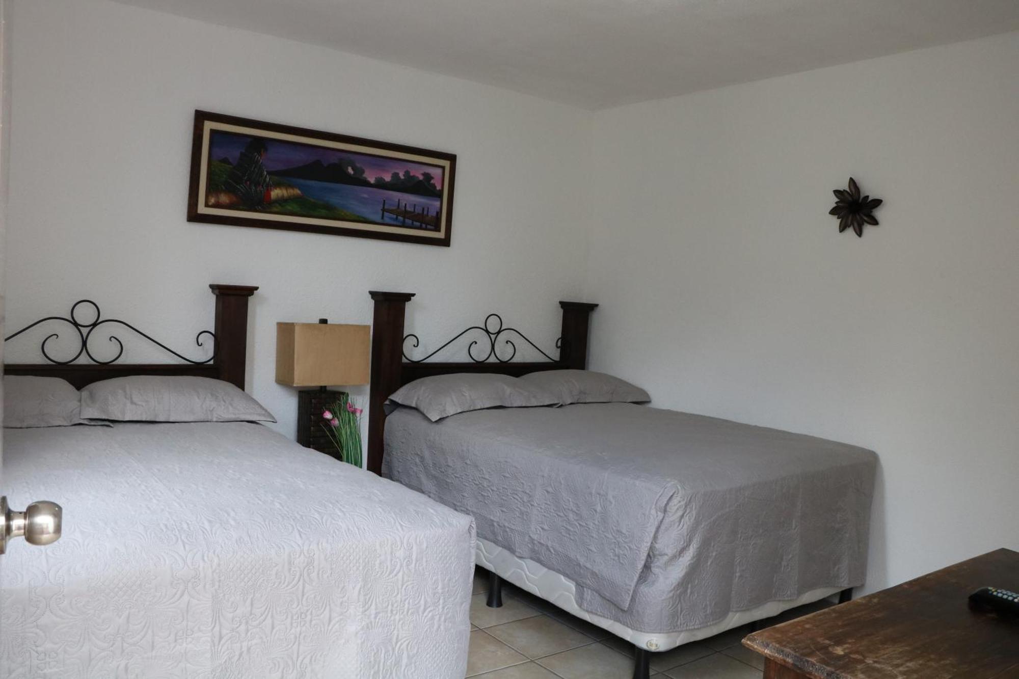 גואטמלה Hostal Los Volcanes מראה חיצוני תמונה
